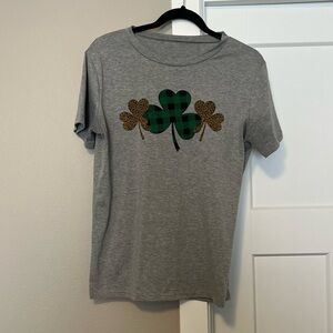 Gray Short Sleeve Tee with Shamrock Design